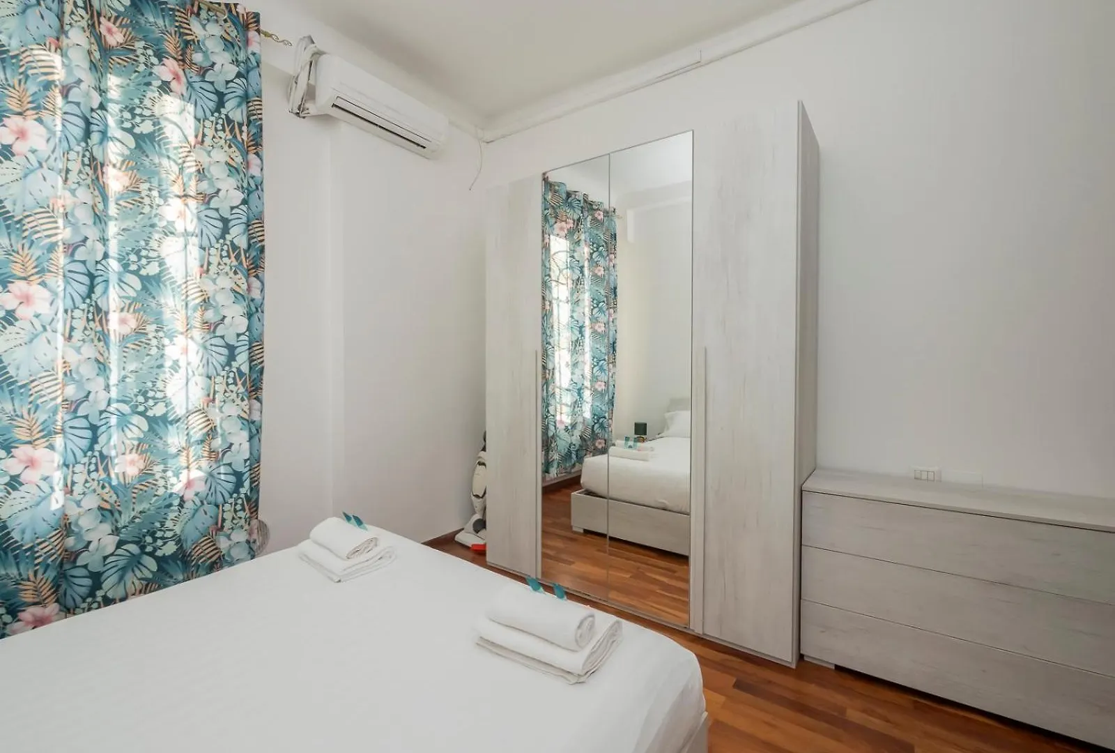 Ihost Apartment - Ornato 14 Milaan
